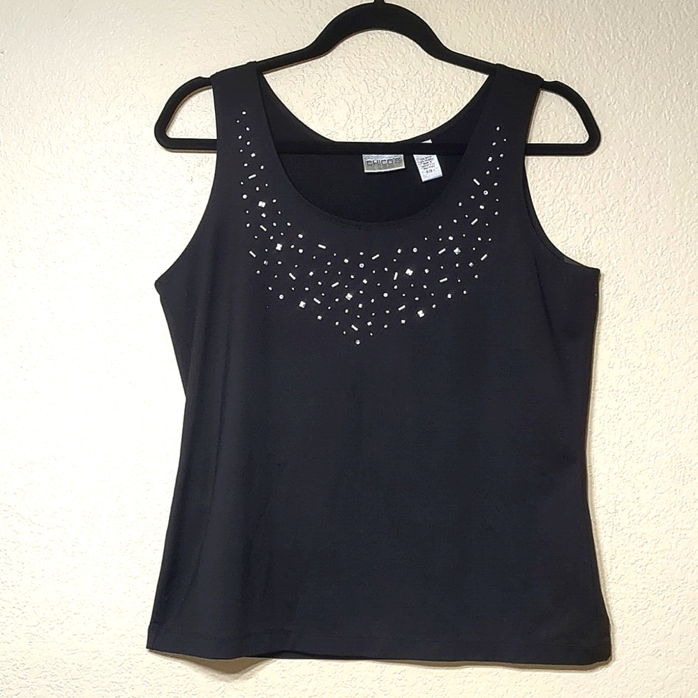 CHICO’S SLEEVELESS TOP